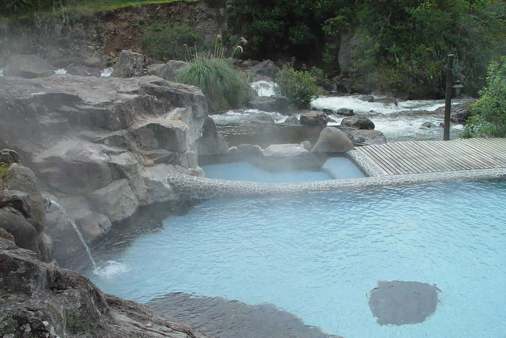 Termas De Папаякта Экстерьер фото Hot springs in Ōfu, Ōita Prefecture