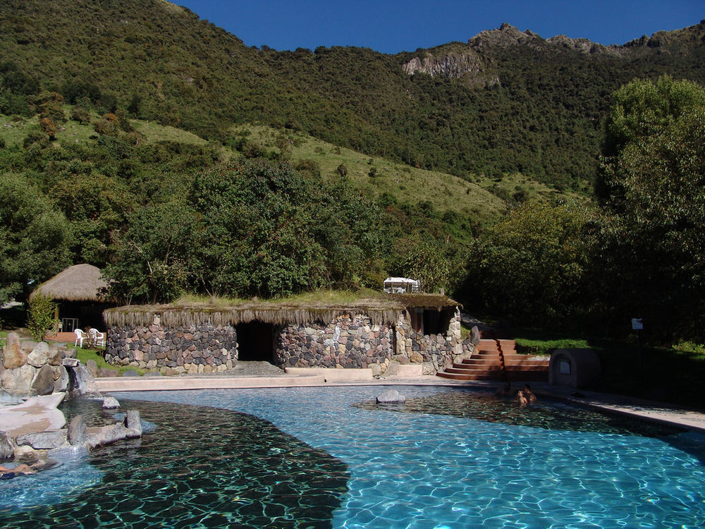 Termas De Папаякта Экстерьер фото The thermal baths of Bagni di Lucca