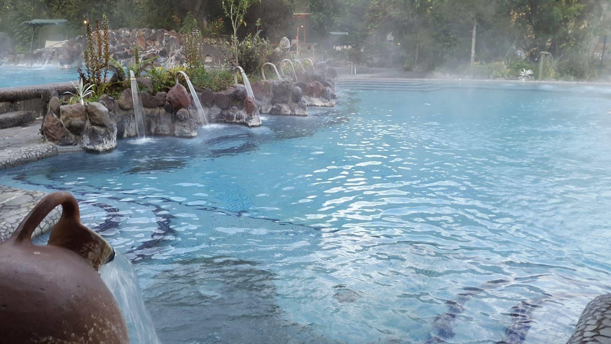 Termas De Папаякта Экстерьер фото Hot springs in Beppu